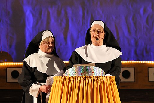 Weiberfastnacht 2010: Bild 21 von 85