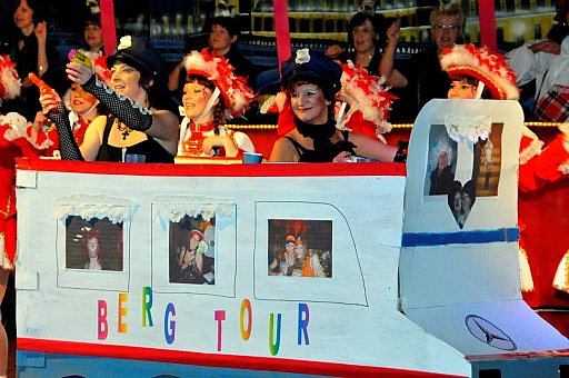 Weiberfastnacht: Bild 3 von 59