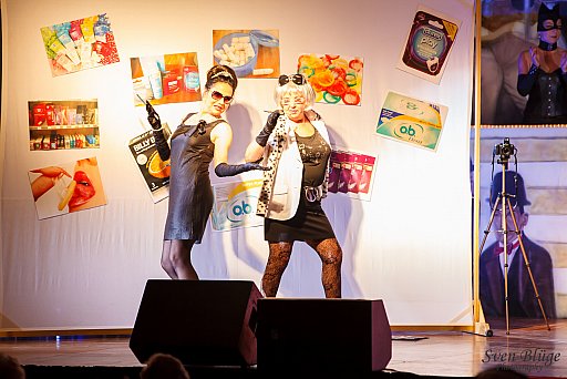 Weiberfastnacht: Bild 15 von 179