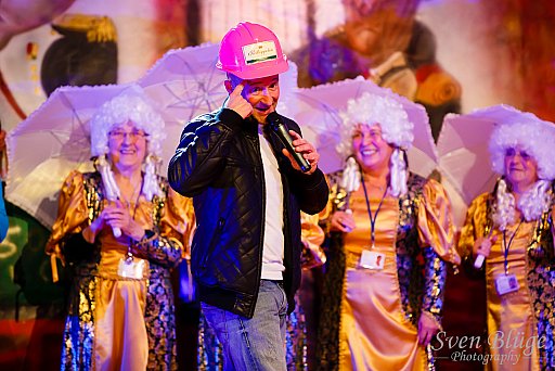 Weiberfastnacht: Bild 104 von 194