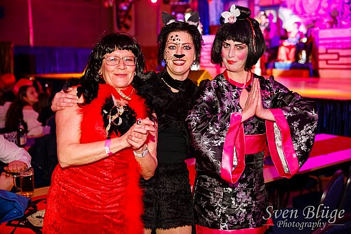 Weiberfastnacht: Bild 118 von 177