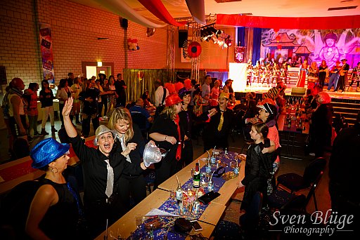 Weiberfastnacht: Bild 135 von 177