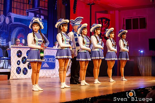 Weiberfastnacht 2019: Bild 34 von 150