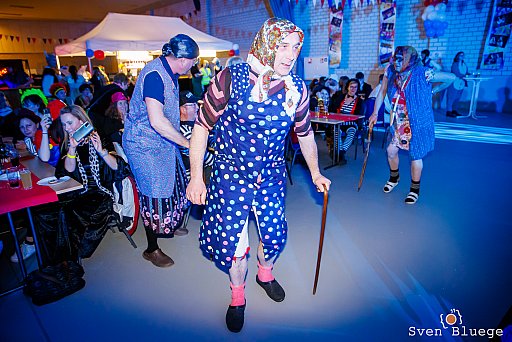 Weiberfastnacht 2023: Bild 111 von 201