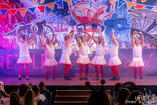 Weiberfastnacht 2024: Bild 84 von 154