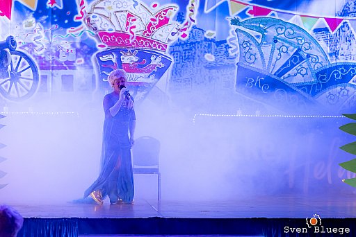 Weiberfastnacht 2025: Bild 4 von 186