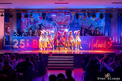 Weiberfastnacht 2025: Bild 21 von 186
