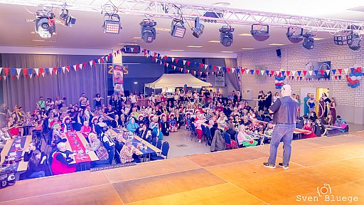 Weiberfastnacht 2025: Bild 28 von 186