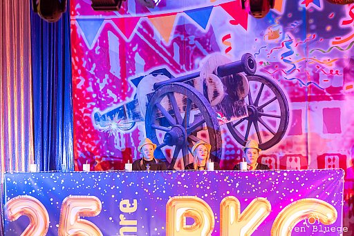 Weiberfastnacht 2025: Bild 53 von 186