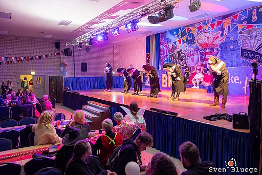 Weiberfastnacht 2025: Bild 71 von 186