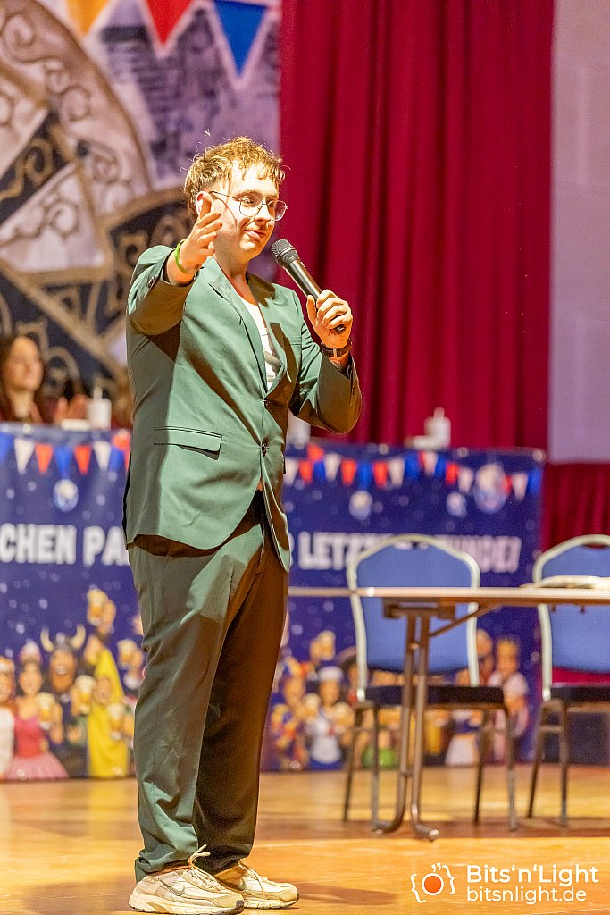 Weiberfastnacht 2026: Bild 60 von 170