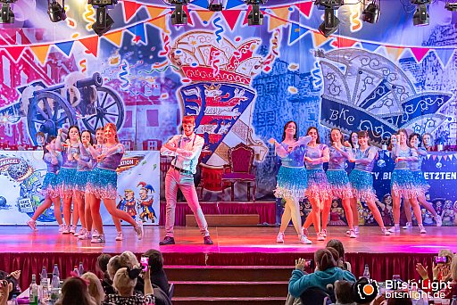 Weiberfastnacht 2026: Bild 30 von 170