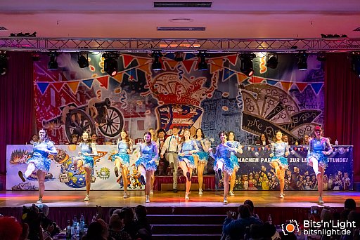 Weiberfastnacht 2026: Bild 36 von 170