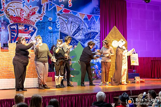 Weiberfastnacht 2026: Bild 86 von 170